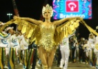 Grande Rio desfila no segundo dia de Carnaval no Rio