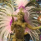 Mangueira emociona com "paradona" e  enredo dedicado ao Carnaval carioca - Antonio Scorza/AFP