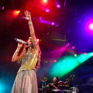 Elba Ramalho e Alceu Valença encerram Carnaval de Recife no Marco Zero (Foto: )